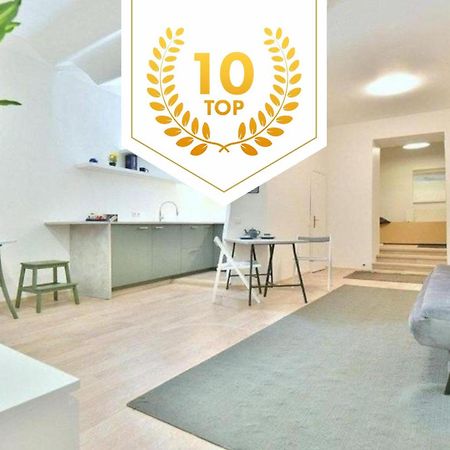 Vilnius Town Square Apartments Self Check-In 24H By H&H المظهر الخارجي الصورة