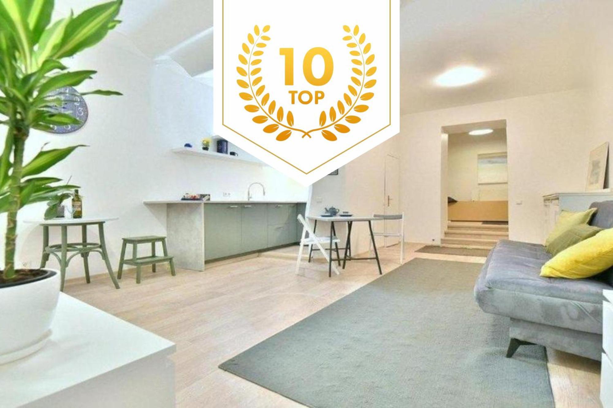 Vilnius Town Square Apartments Self Check-In 24H By H&H المظهر الخارجي الصورة